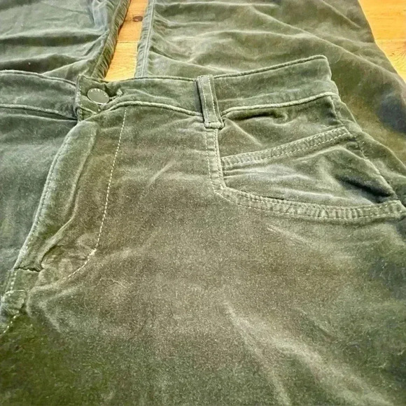 Fidelity Jeans | Anthropology | Wide Leg Velvet in Deep Sage | Women’s 32 - Picture 3 of 4